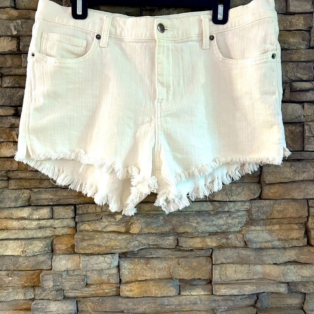 Revolve Pistola White Denim Cutoffs Size 32